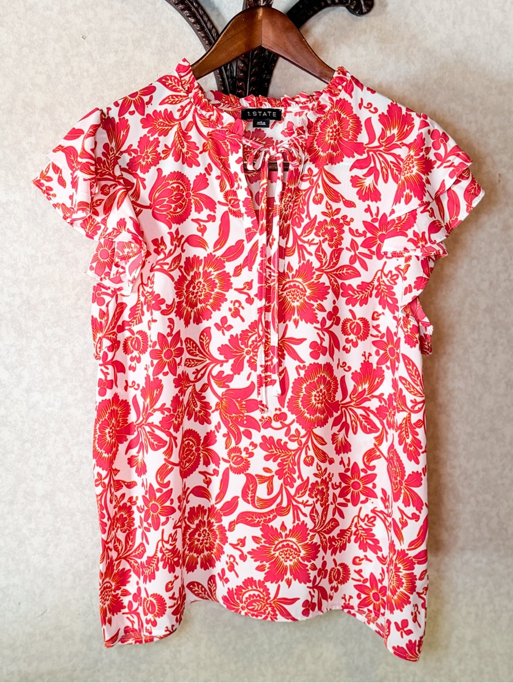 1.STATE Red Floral Ruffle Sleeve Tie Neck Blouse White Yellow Accent - Picture 2 of 9